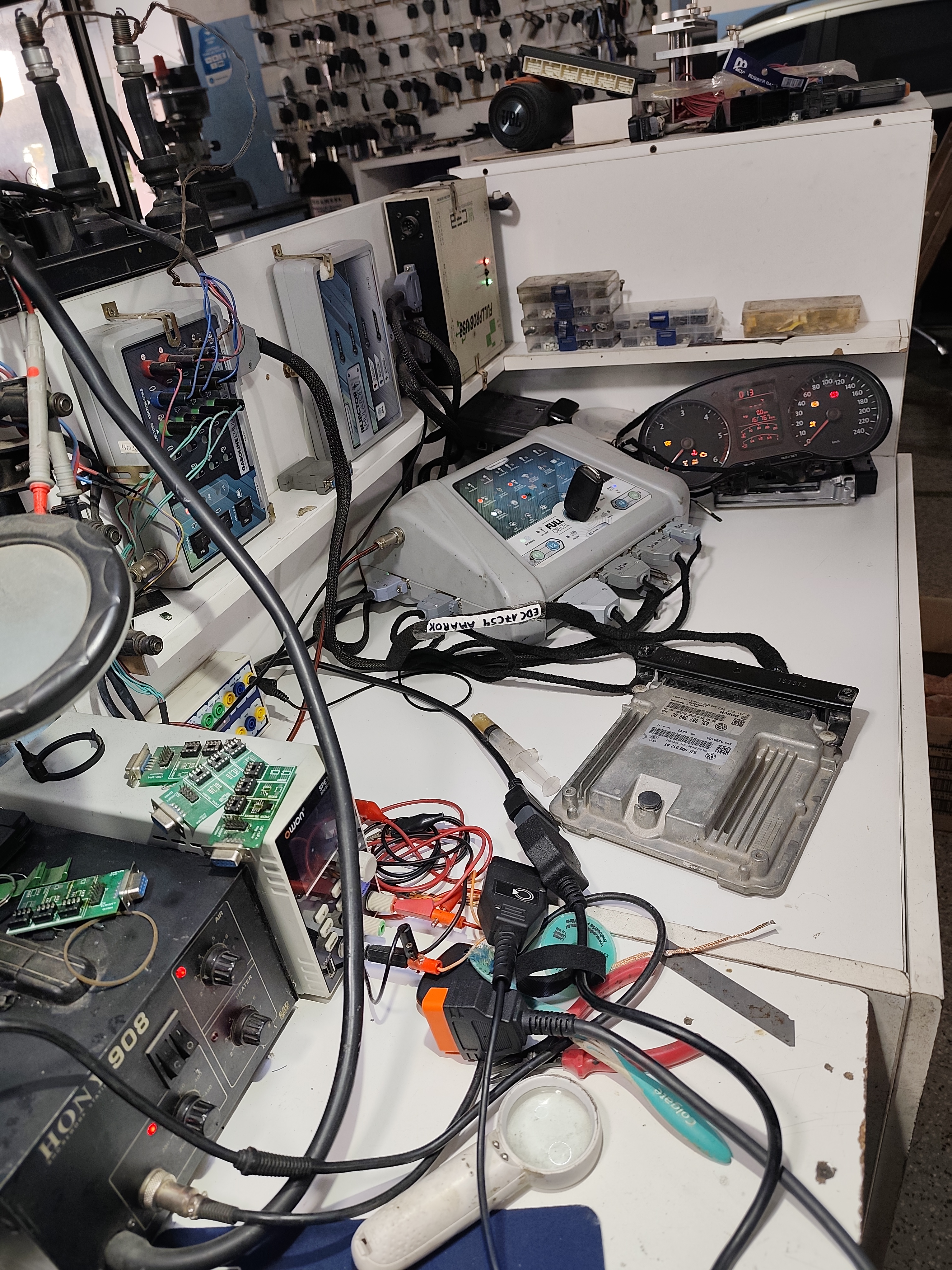 Banco de trabajo automotriz